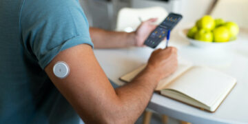 Continuous glucose monitor